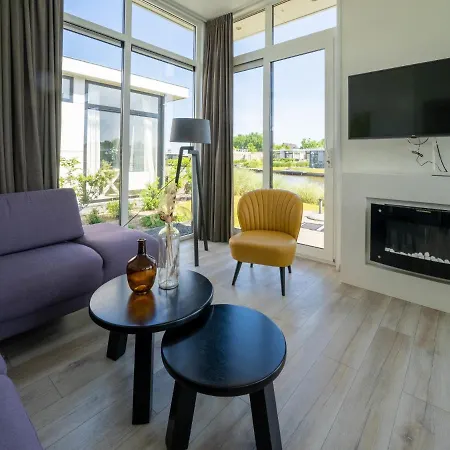 בית נופש Holiday Europarcs Veluwemeer-1 נונספייט