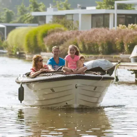 בית נופש Holiday Europarcs Veluwemeer-1 נונספייט
